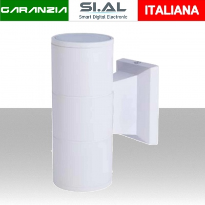 Applique a parete Bianco per esterno versione elegante. Supporta 2 lampadina GU10