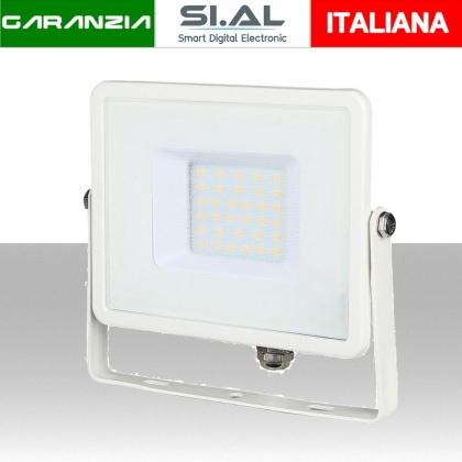 Faro LED SMD Chip Samsung 30W Colore Bianco 3000K IP65